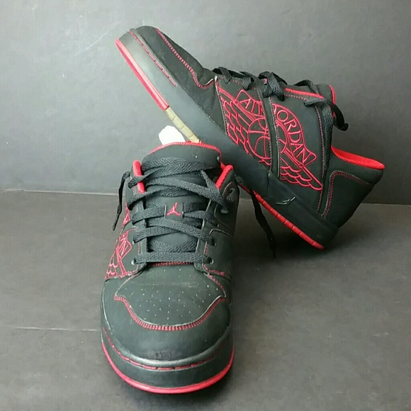 jordan nu retro 1 low